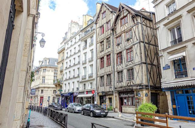 Appartement Quartier Dans Le Marais Hotel De Ville Paris Exterior foto